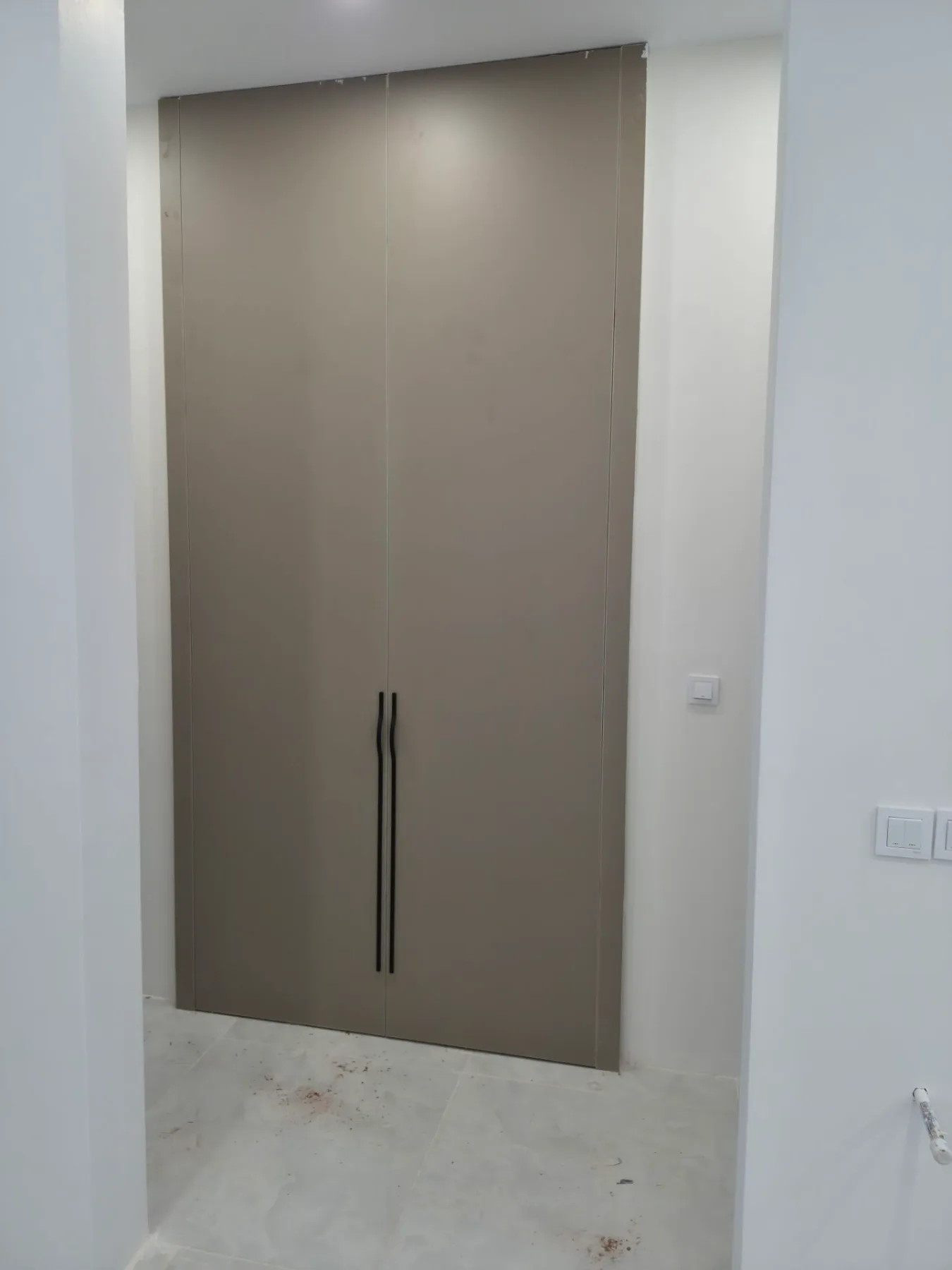 انتخاب رنگ و روکش درب کابینت